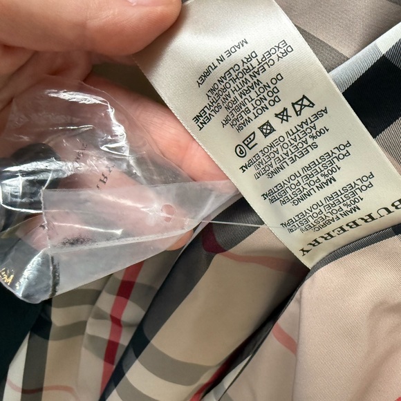 Burberry Black Trench Coat with Belt and Removable Wool Liner size US 16 - Picture 8 of 14